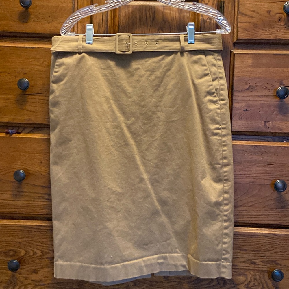 Size 10 khaki pencil skirt with pockets and belt